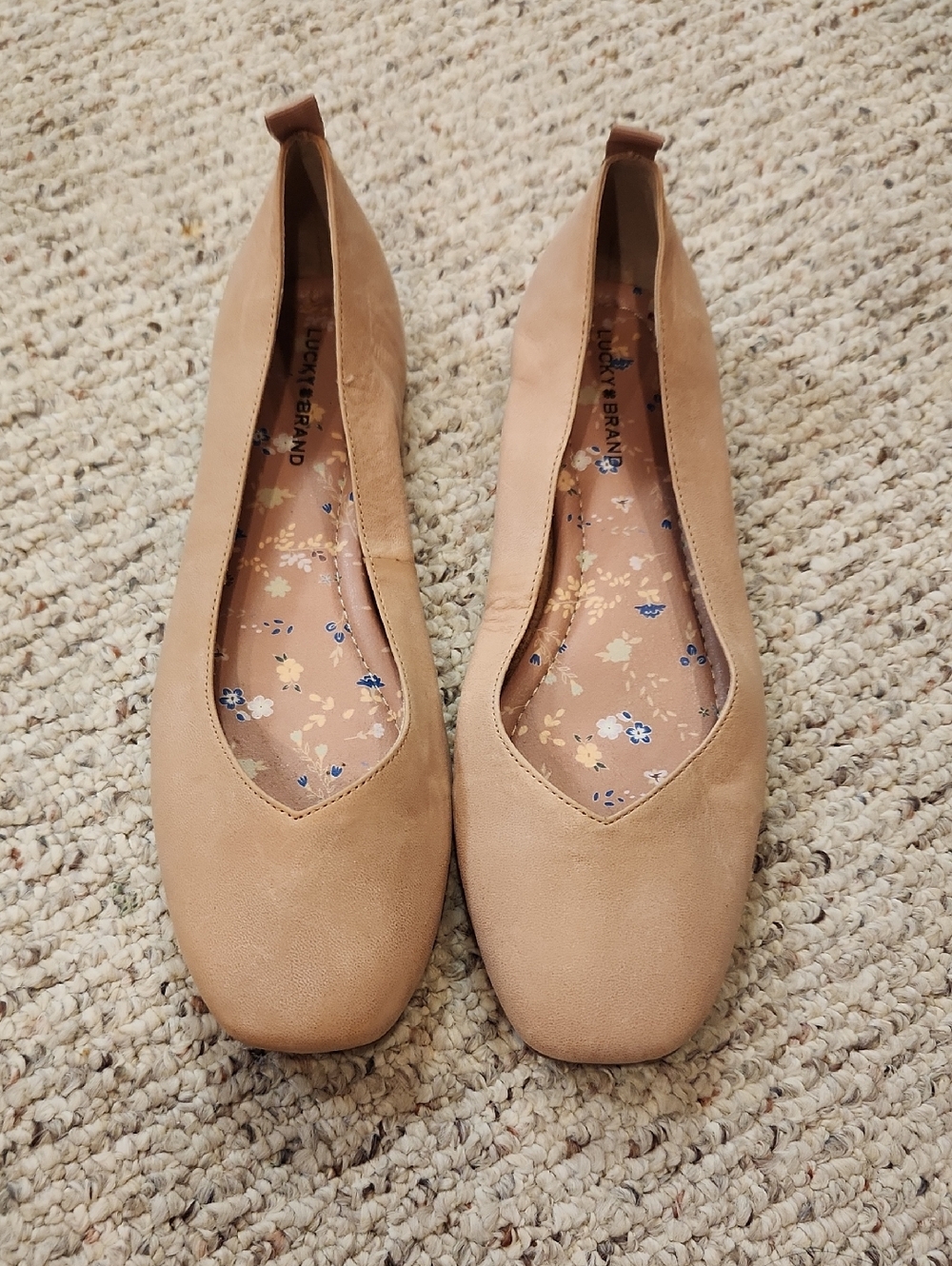 YLucky Brand Blush Tan Suede Ballet Flats Sz. 9